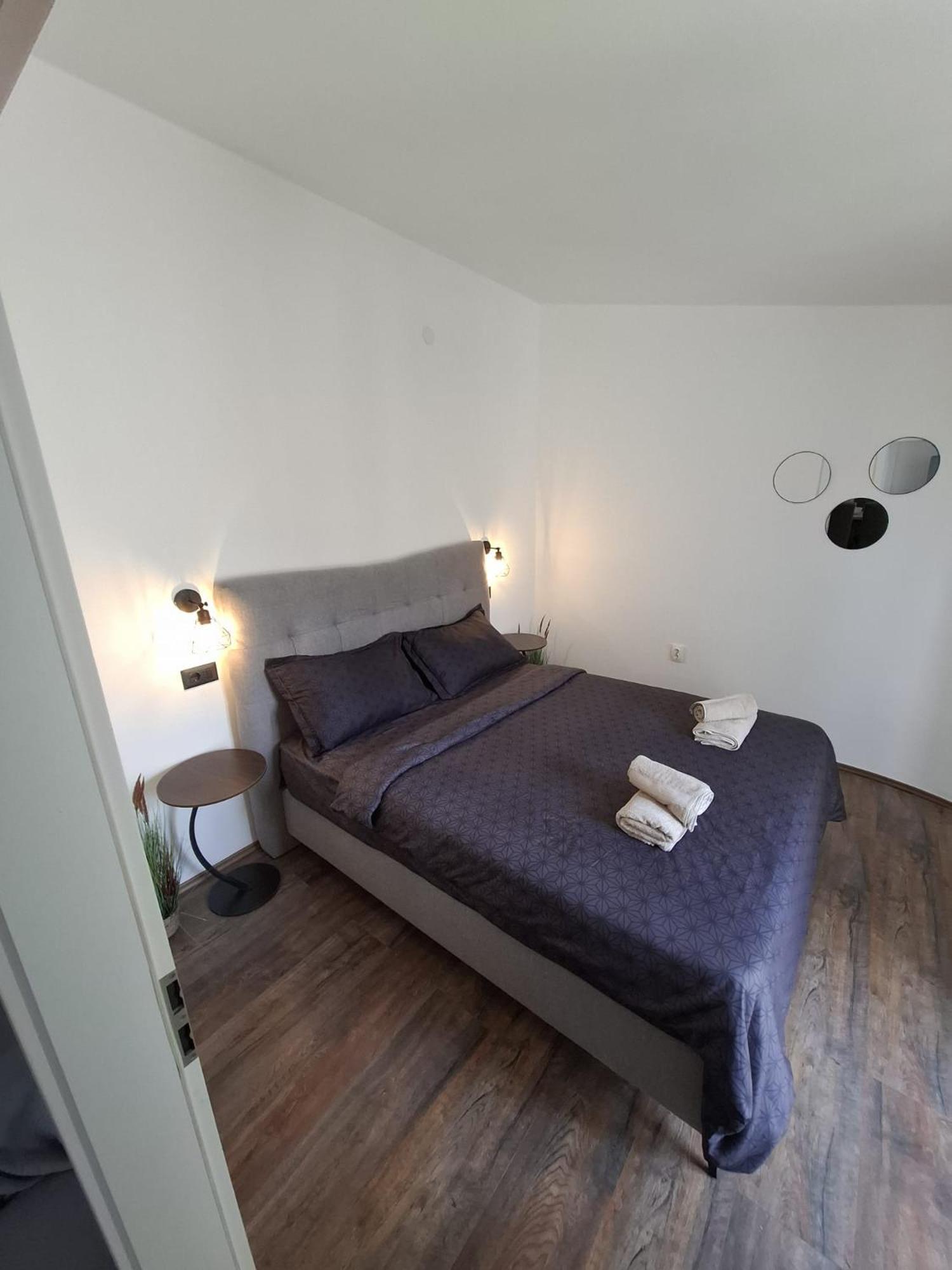 普利莫顿Apartman Simun公寓 外观 照片