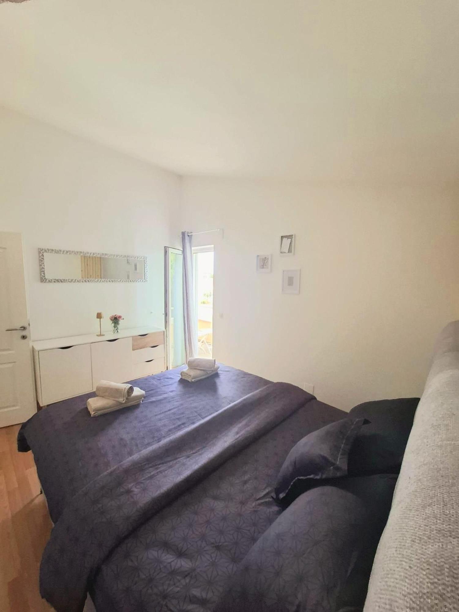 普利莫顿Apartman Simun公寓 外观 照片