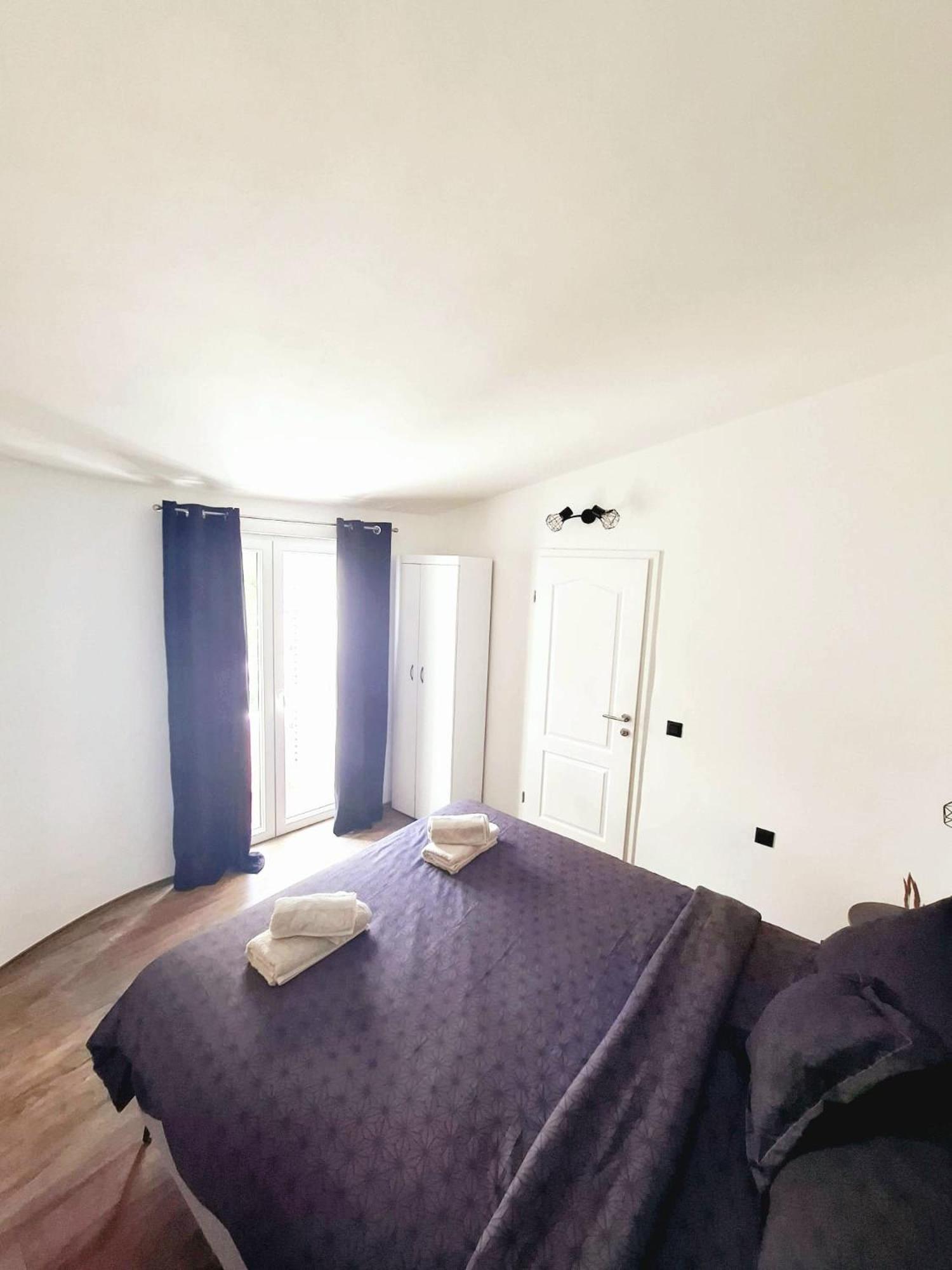 普利莫顿Apartman Simun公寓 外观 照片